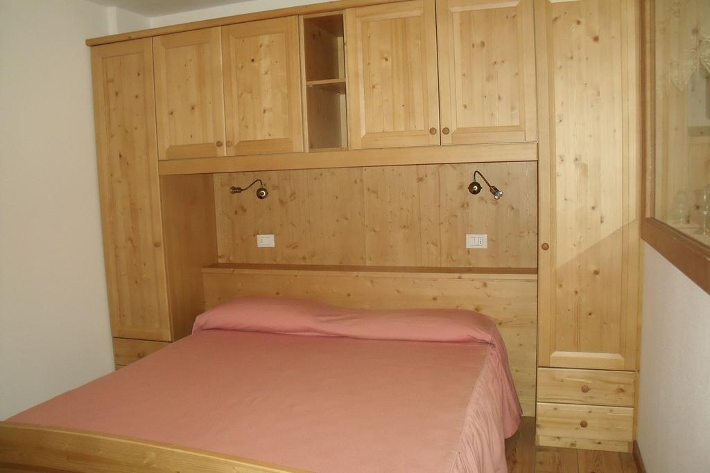 Ferienwohnung Kratter Alpenplick Sappada Zimmer foto